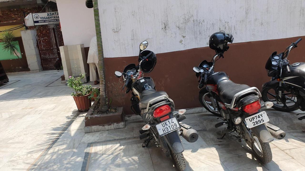 Hotel Divya Rishīkesh 外观 照片